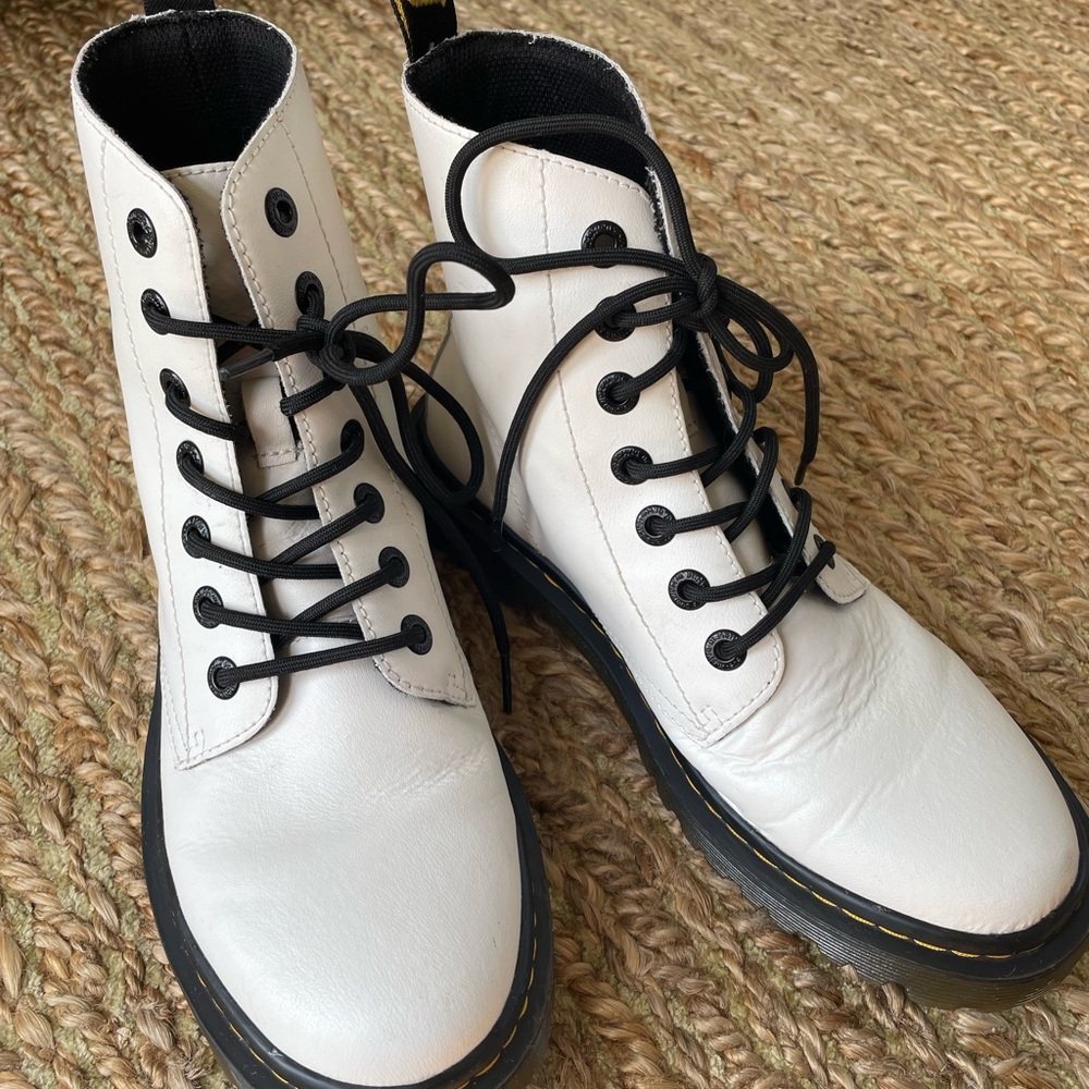 Women’s Doc Martens “Luana Airwait” White Leather Combat Boots - EUC